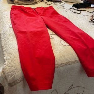 Old Navy capris never worn